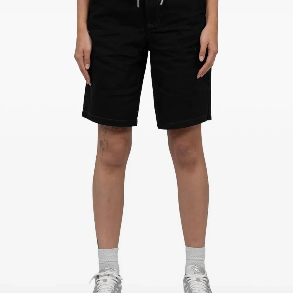 Шорты с кулиской и вышивкой