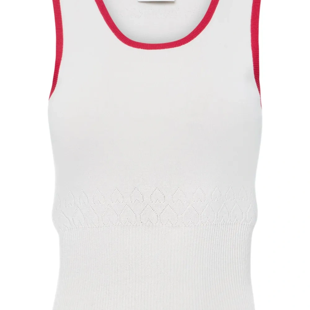 топ с контрастной отделкой