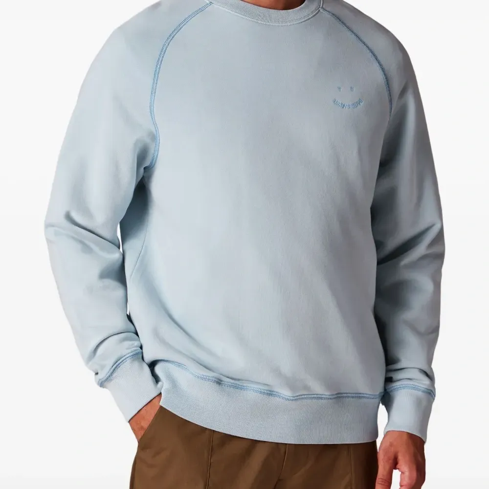 Толстовка с вышитым логотипом