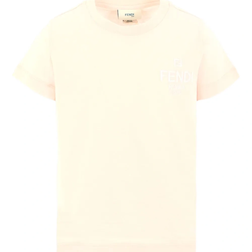 Футболка с вышитым логотипом