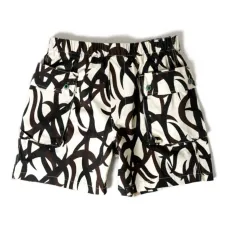 Шорты с абстрактным принтом