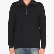 Свитер с воротником на молнии