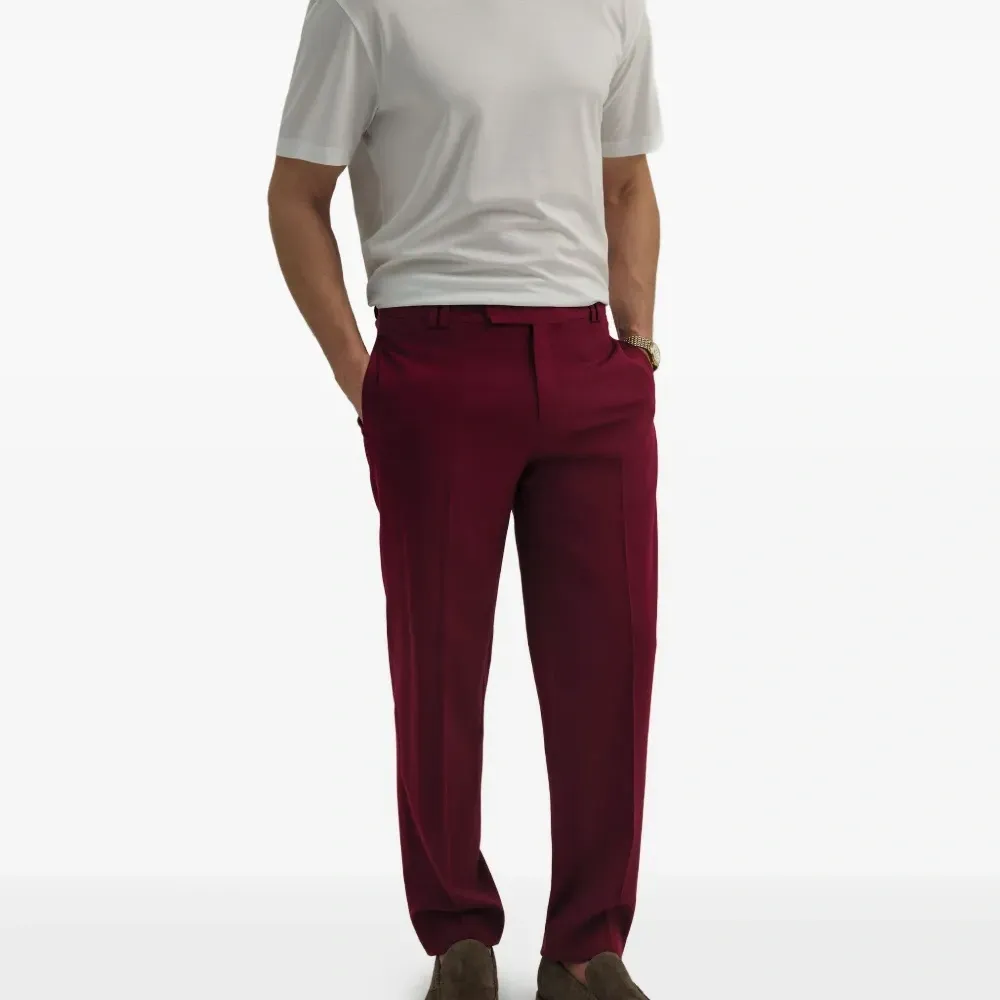 футболка с круглым вырезом