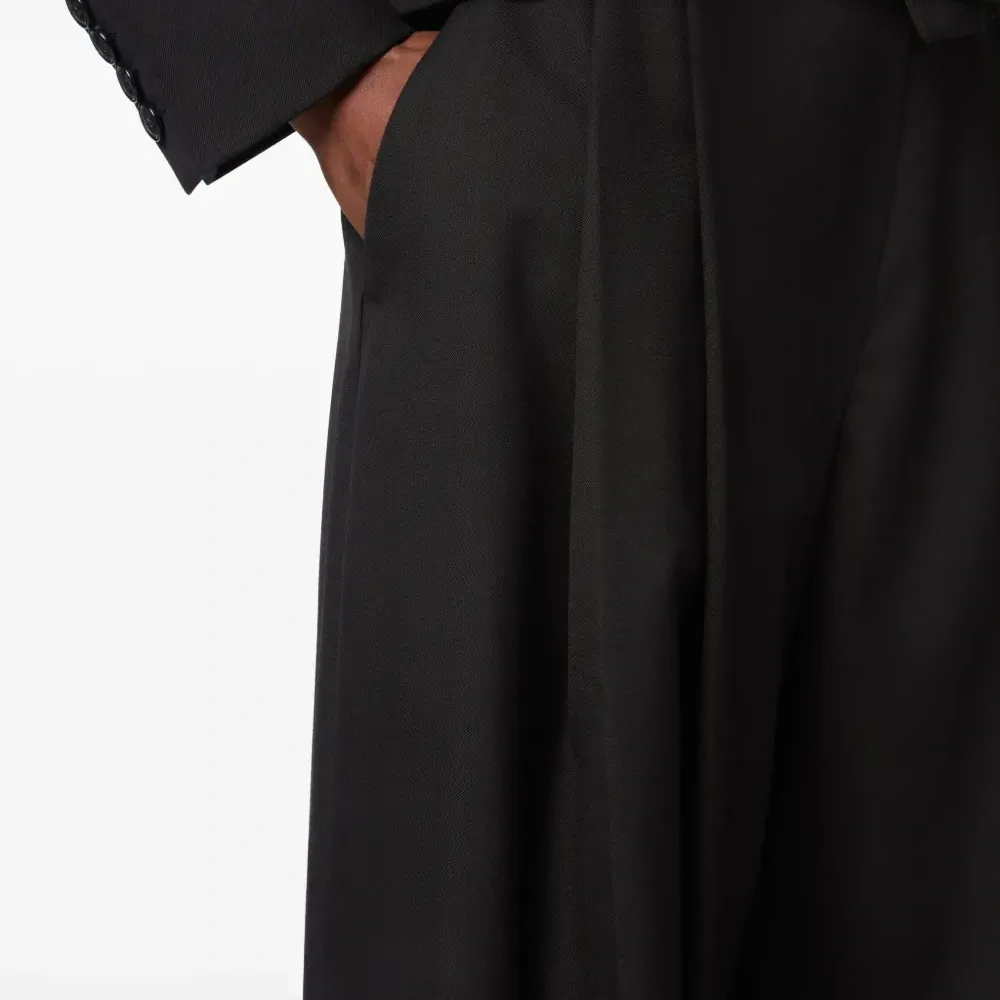 брюки со складками