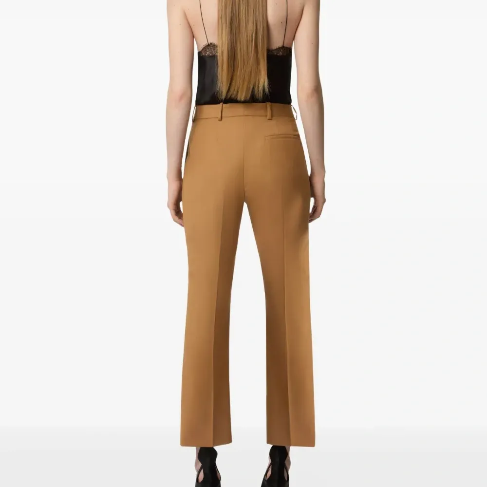 Габардиновые брюки Габардиновые брюки