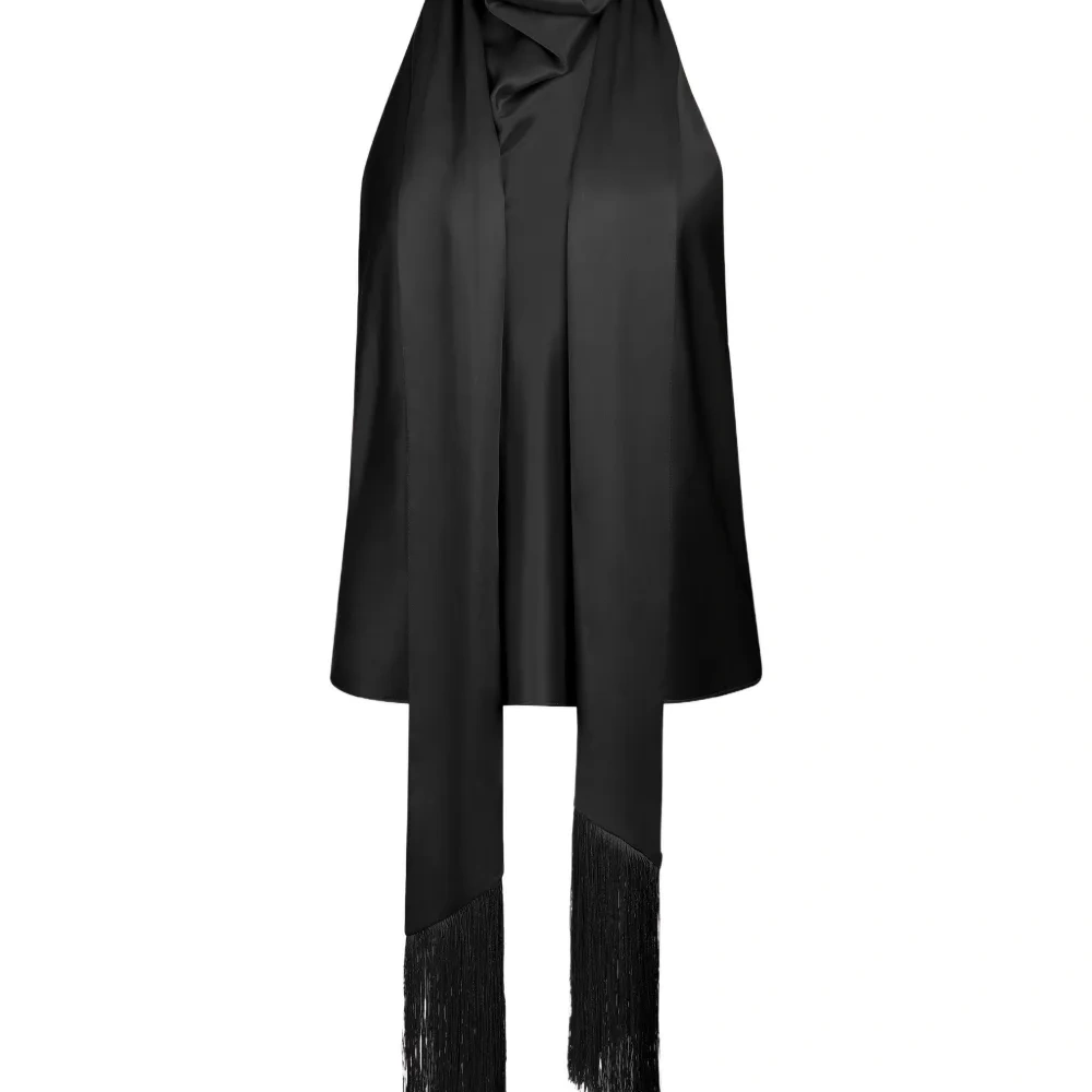 топ с вырезом халтер и бахромой