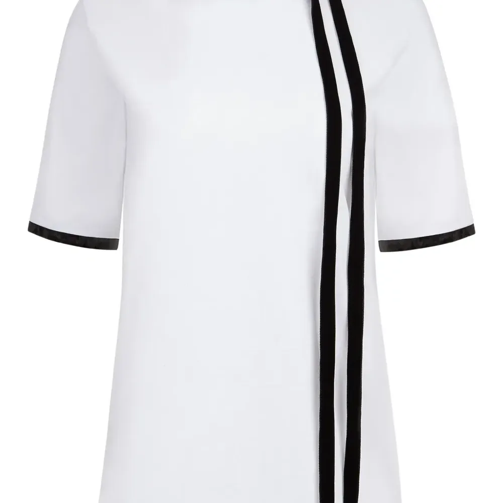 футболка с бархатной отделкой