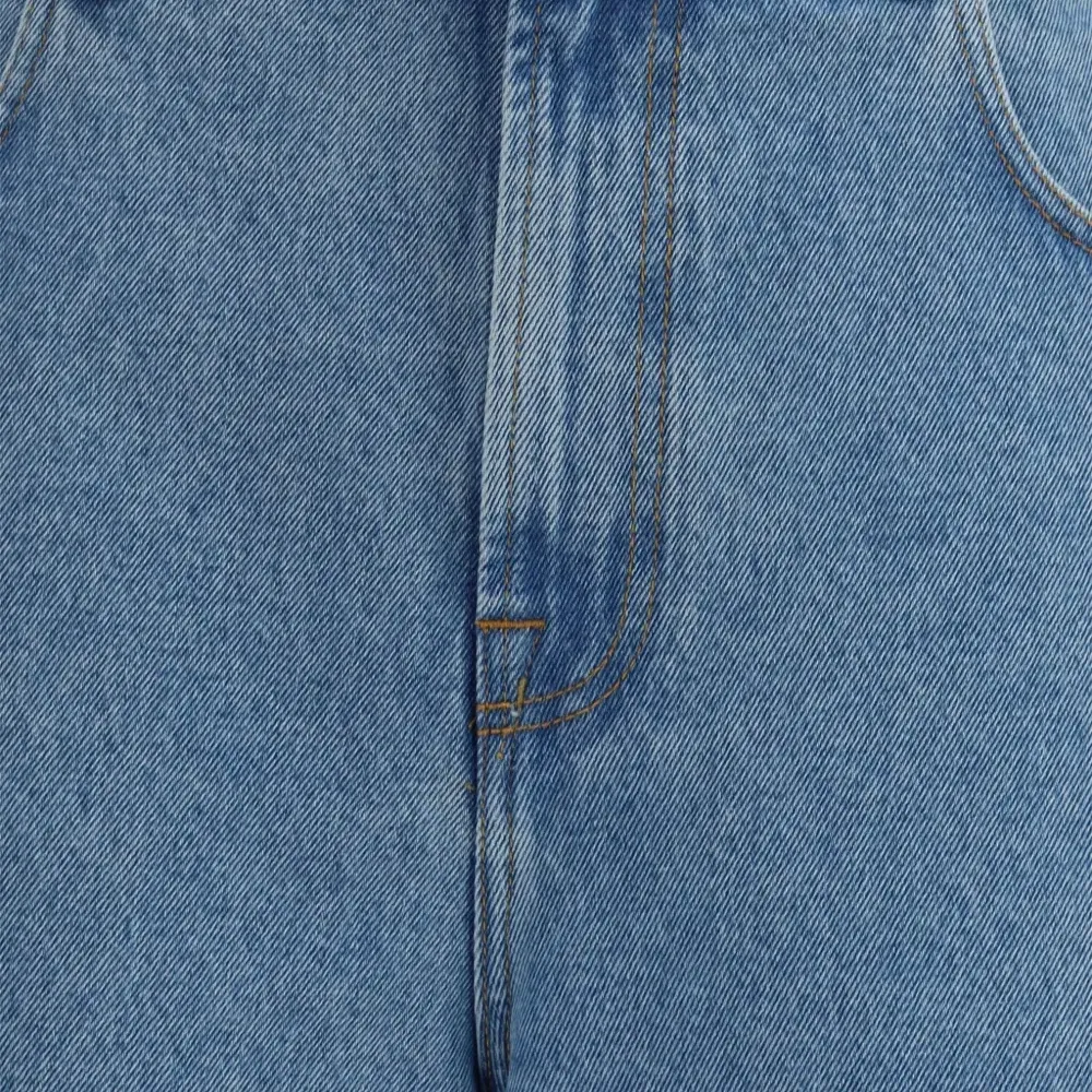 Джинсы с пятью карманами