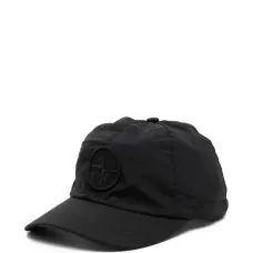 бейсболка с вышитым логотипом