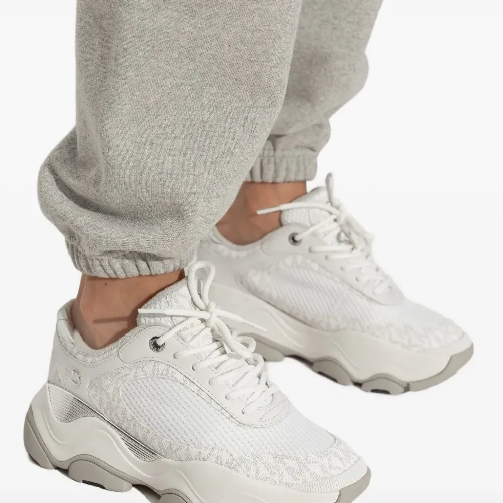 кроссовки Atlas с монограммой