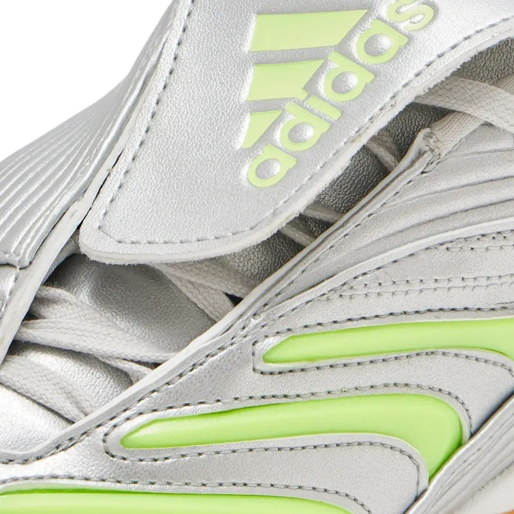 Кроссовки Predator Sala