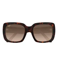 солнцезащитные очки в квадратной оправе