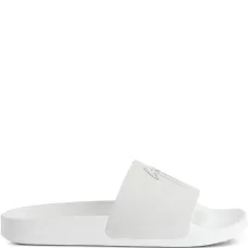 декорированные шлепанцы декорированные шлепанцы