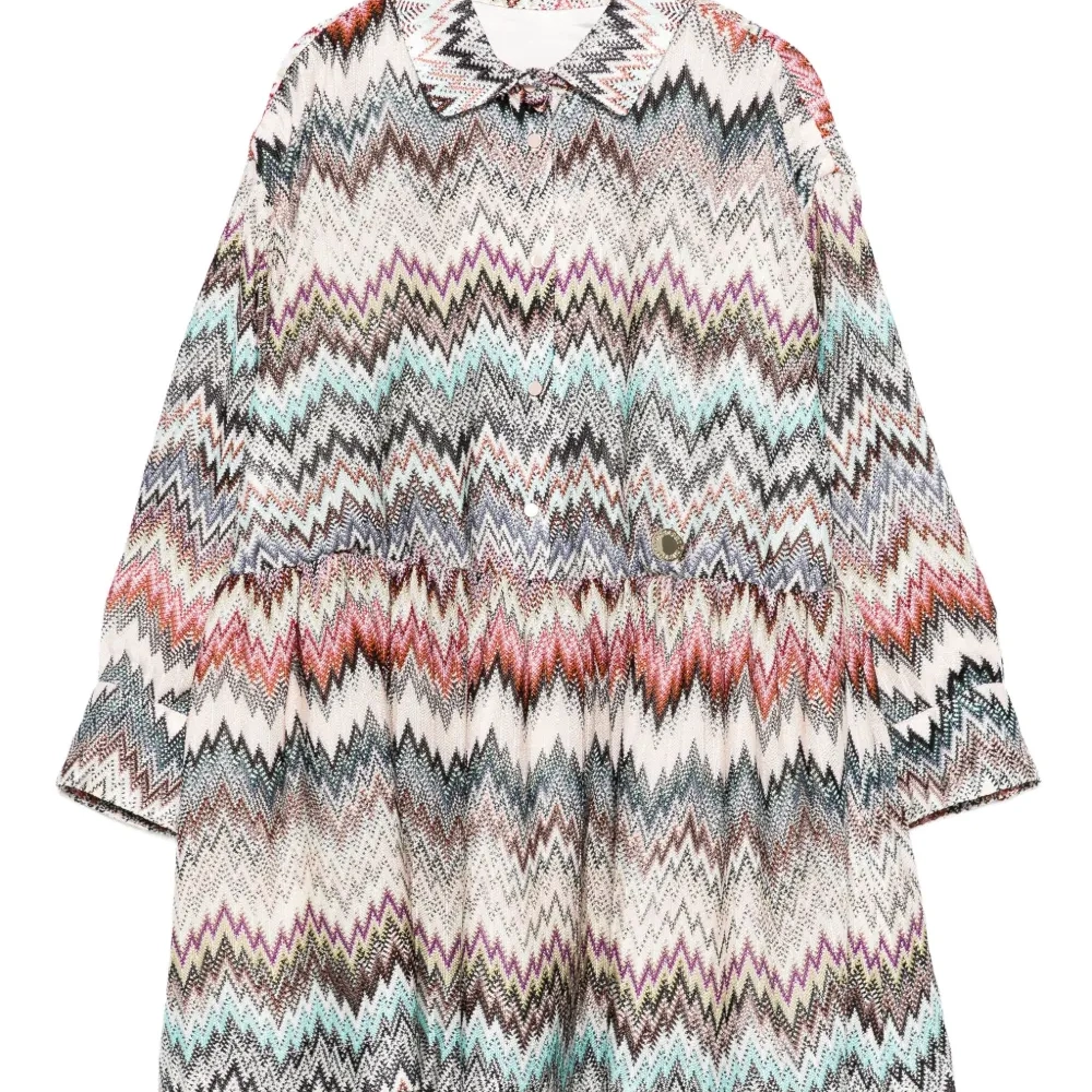 платье с узором зигзаг