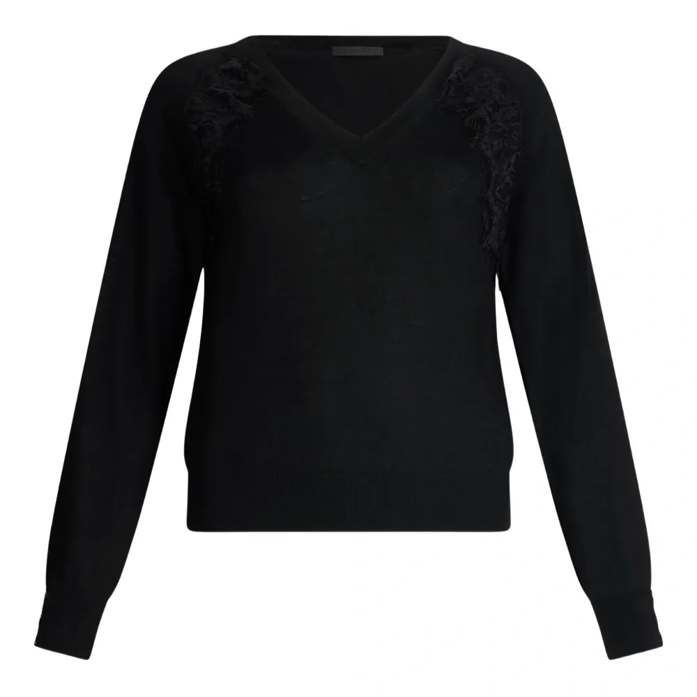 Свитер с кружевом