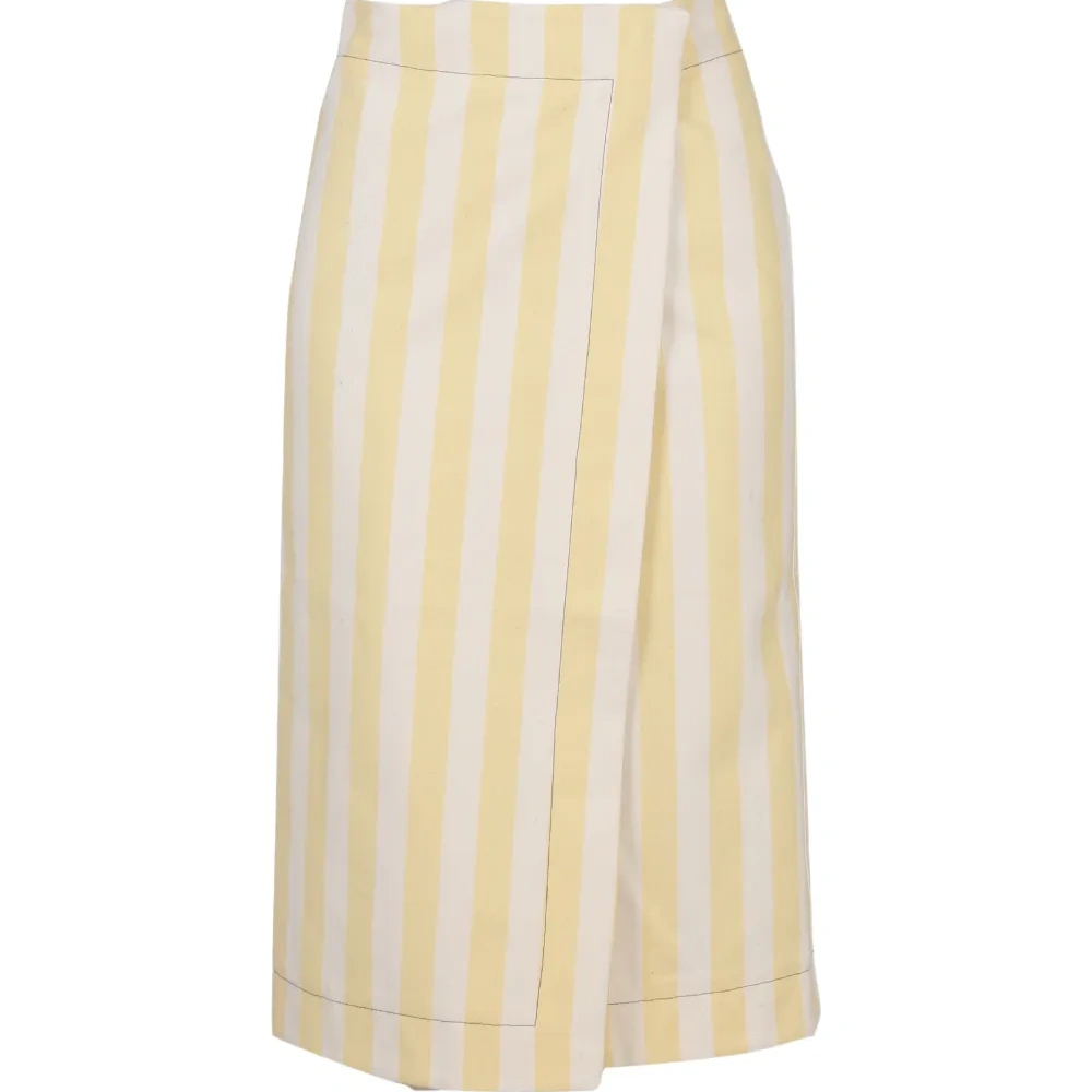 Юбка с запахом в полоску