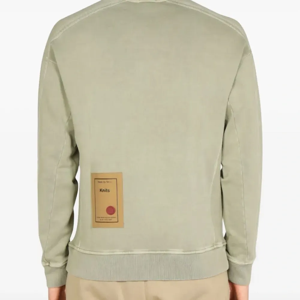 Толстовка с рукавами реглан