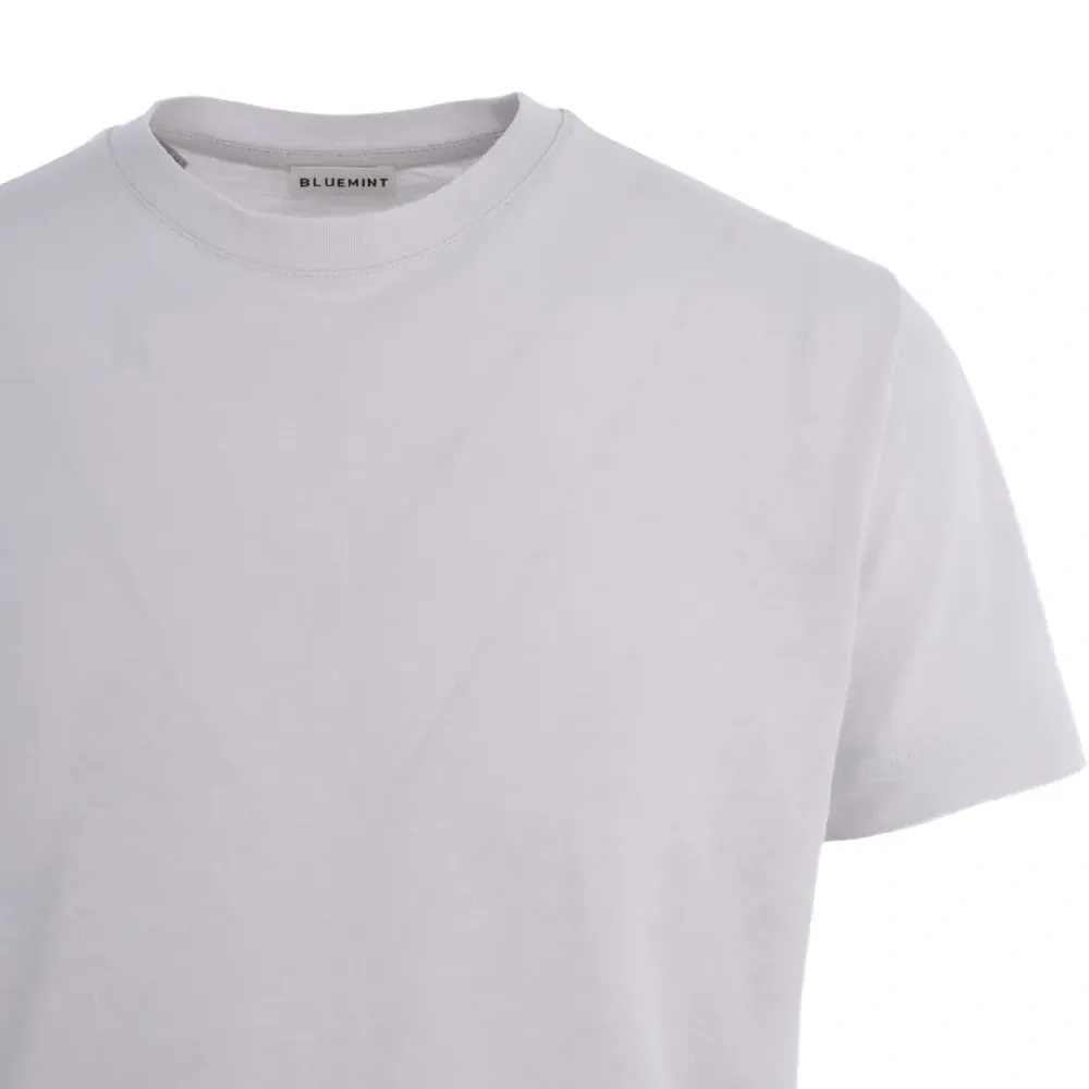 Футболка с круглым вырезом