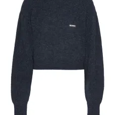 свитер с круглым вырезом