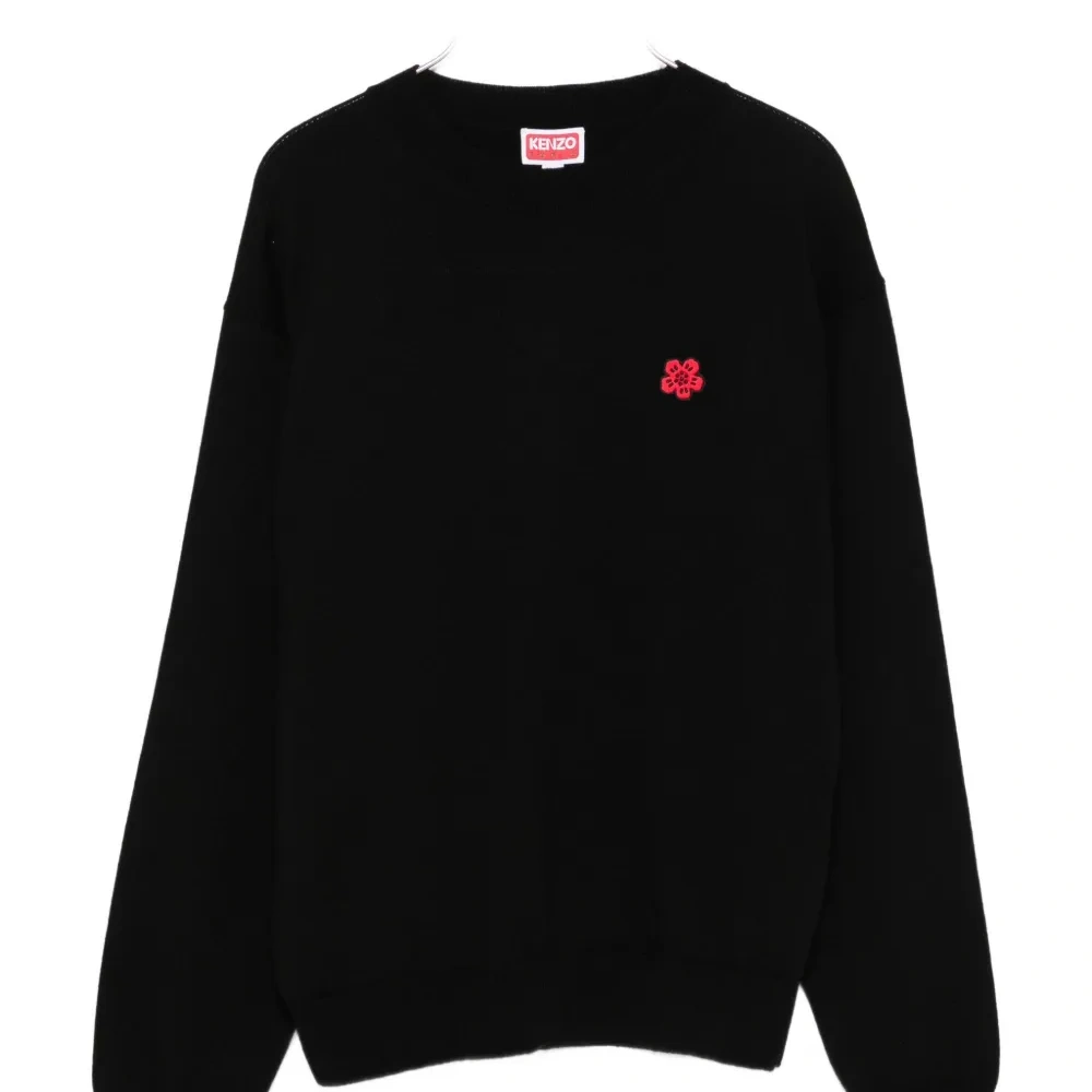 шерстяной свитер с цветочной вышивкой