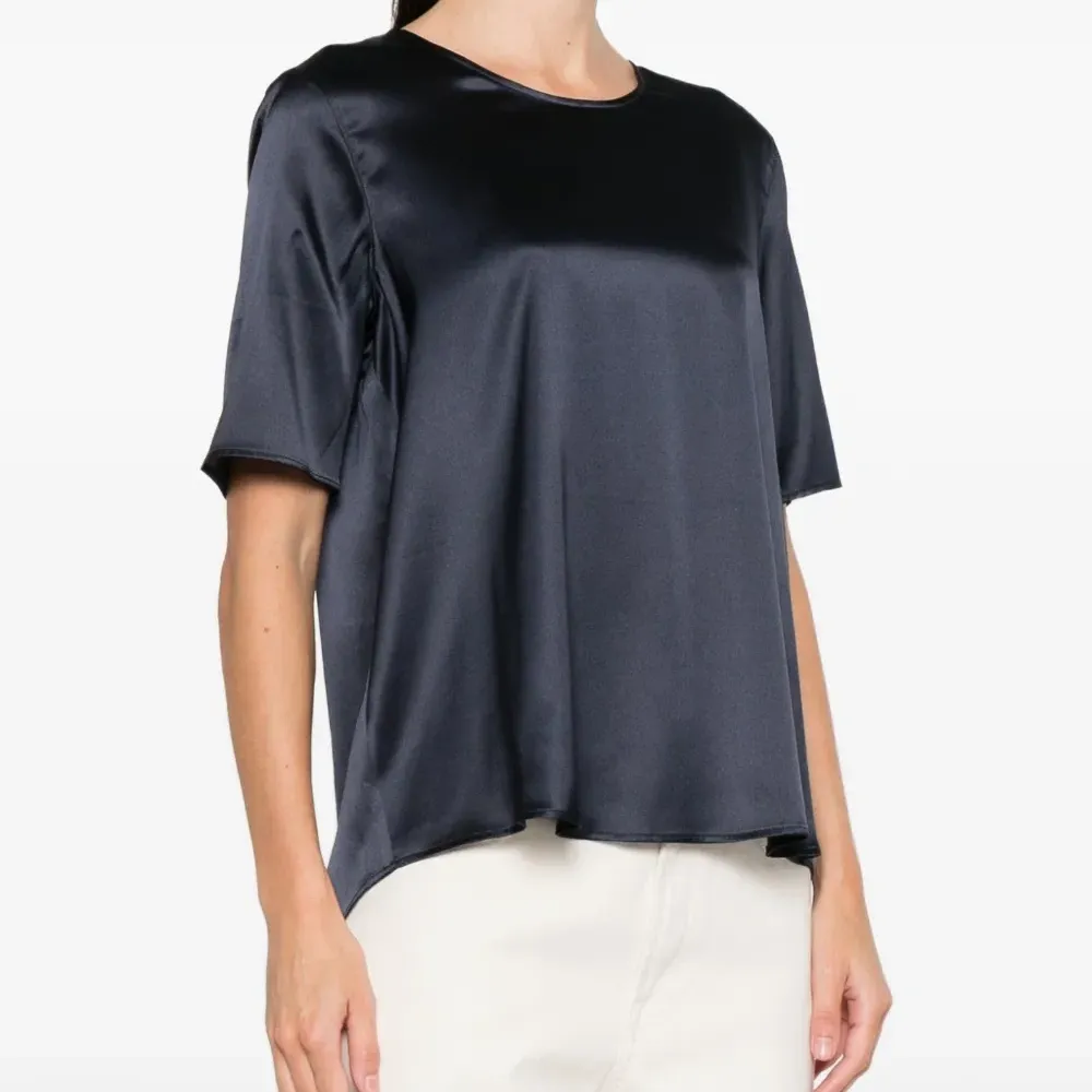 Блузка с короткими рукавами