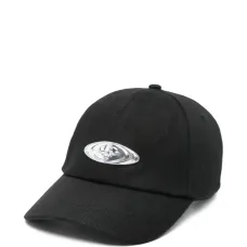 Бейсболка с искажённым логотипом Бейсболка с искажённым логотипом