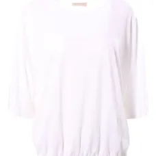 Футболка со сборками