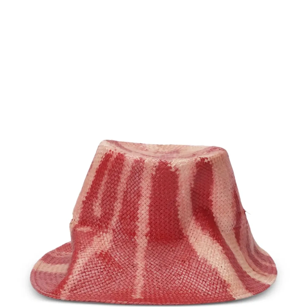 Плетеная шляпа с абстрактным узором