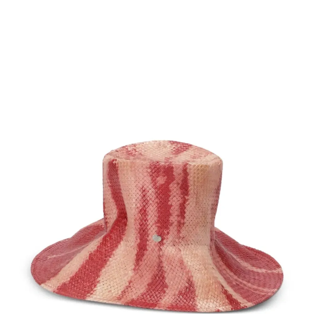 Плетеная шляпа с абстрактным узором