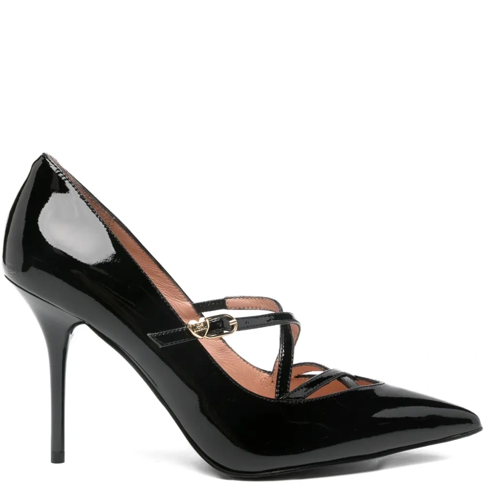 туфли с перекрестными ремешками