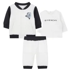 Стеганый спортивный костюм с аппликацией (комплект из трёх предметов) Стеганый спортивный костюм с аппликацией (комплект из трёх предметов)