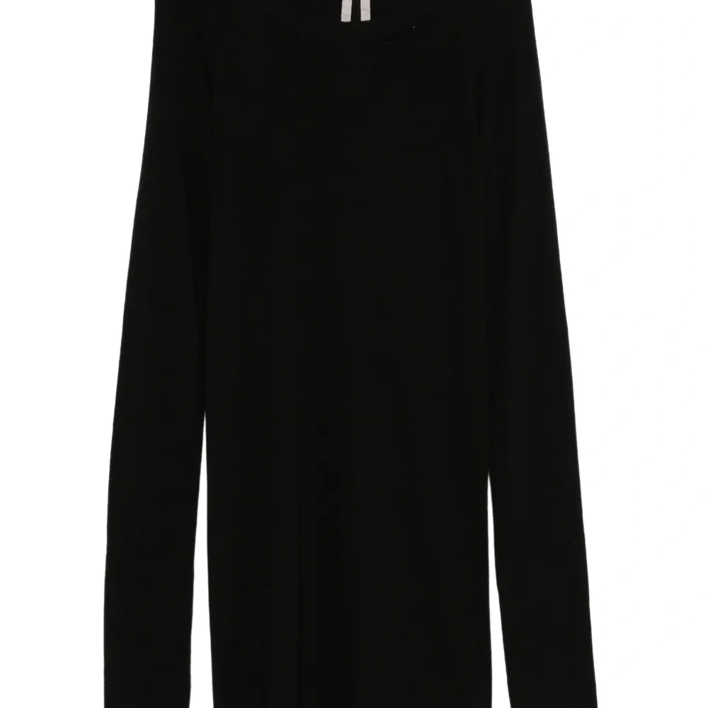 Футболка с длинными рукавами и круглым вырезом