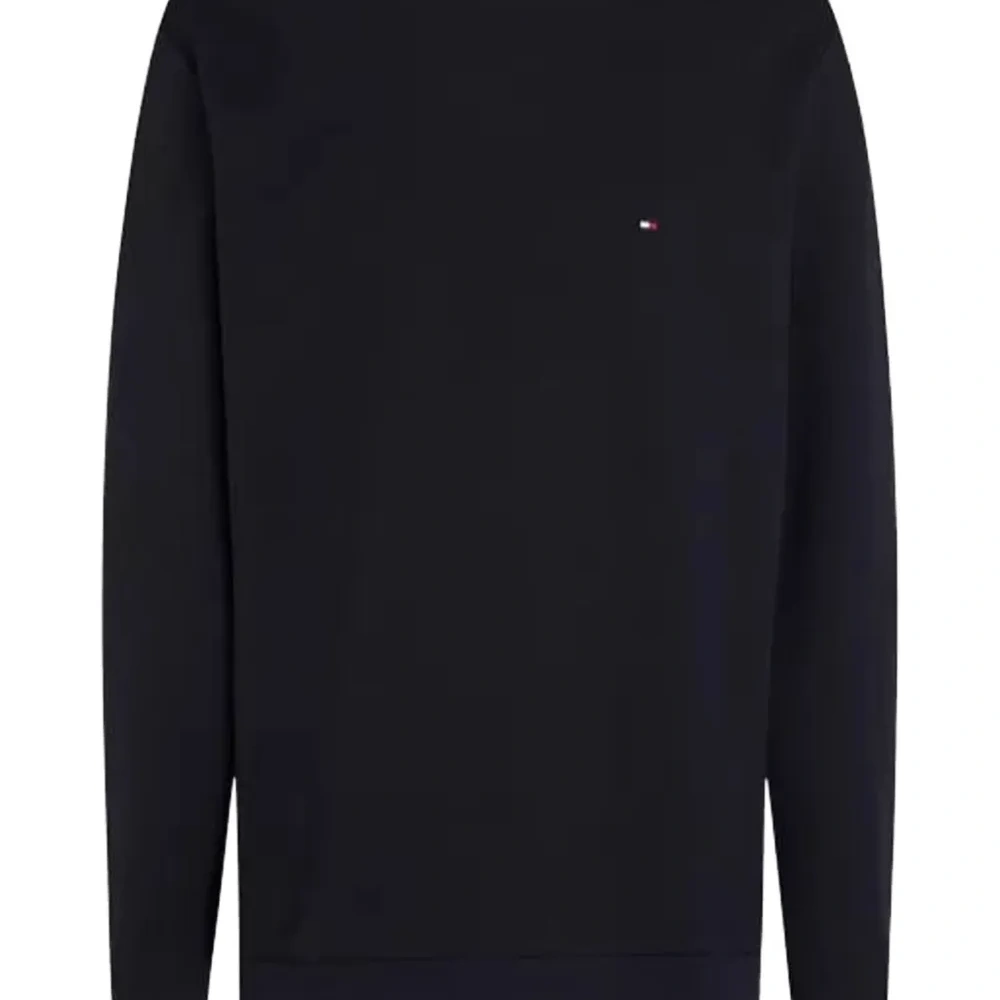 джемпер с вышитым логотипом