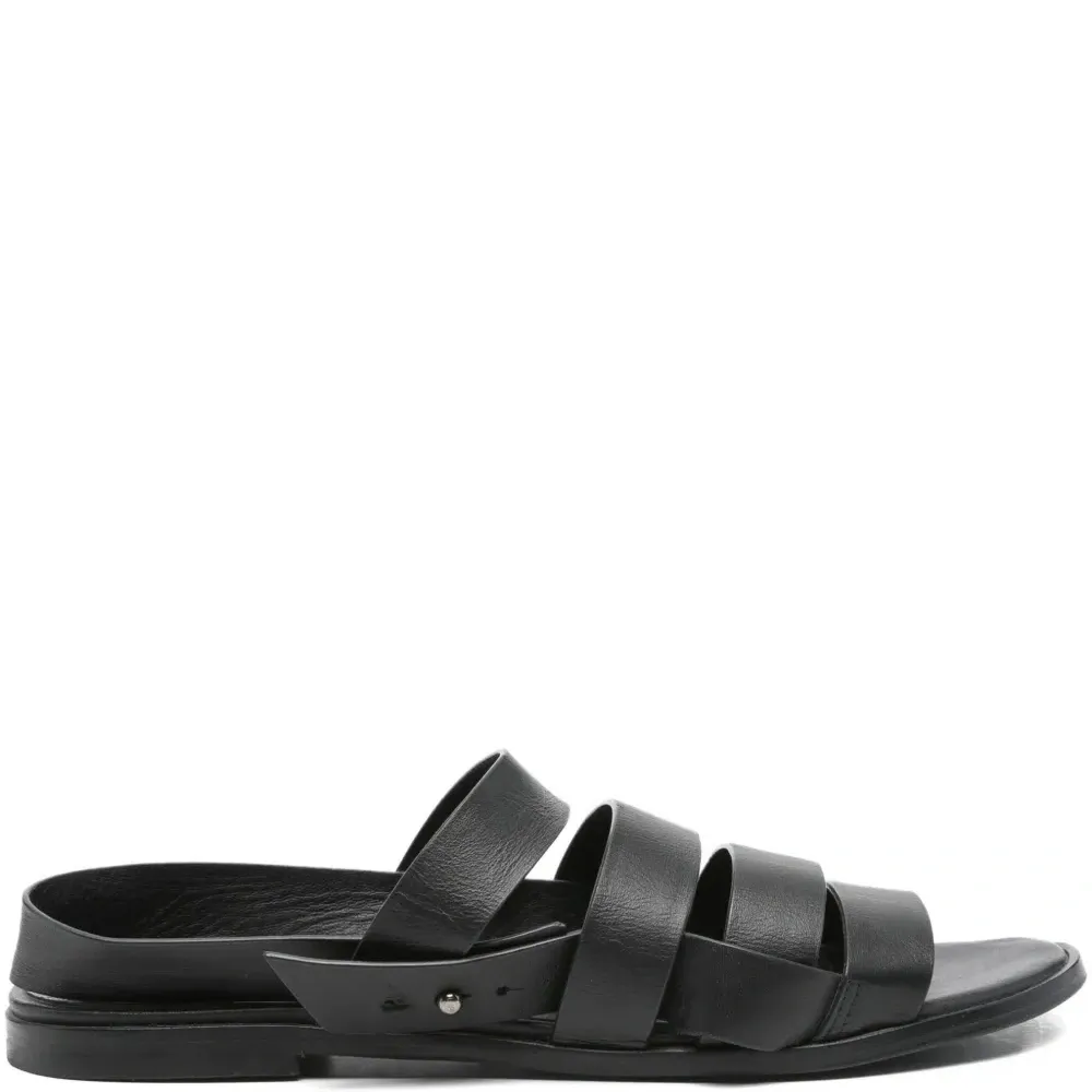 сандалии с ремешком на пятке