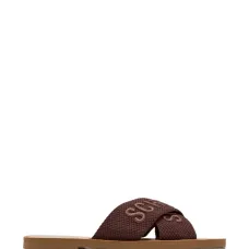 Сандалии с перекрестными ремешками Сандалии с перекрестными ремешками