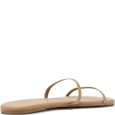 Сандалии с ремешками