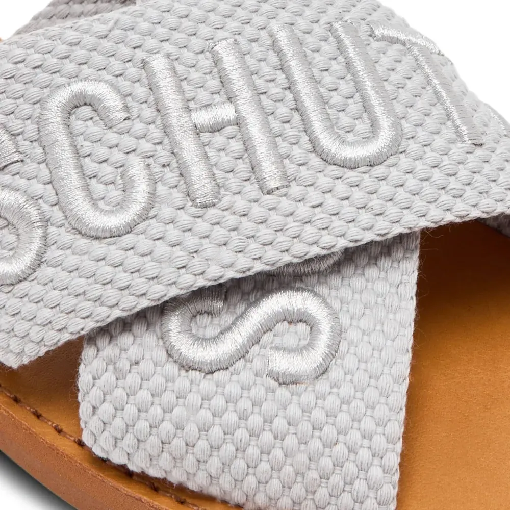 Сандалии с перекрестными ремешками