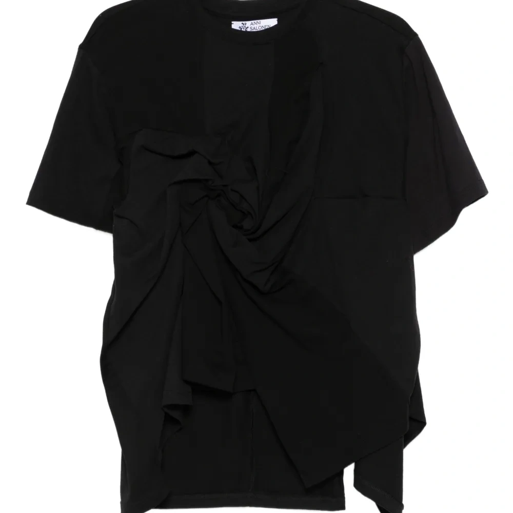 Футболка с узлом