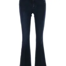 расклешенные джинсы