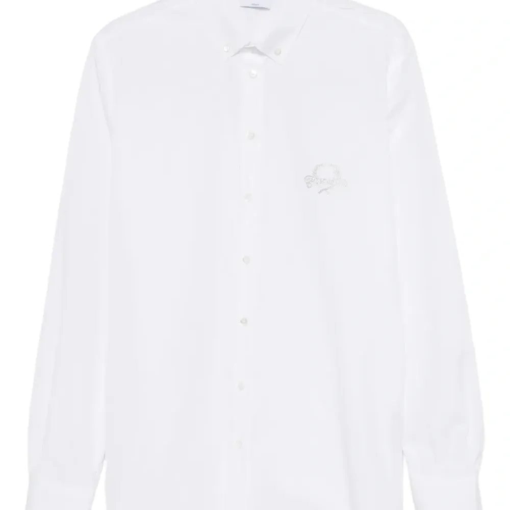 рубашка с вышитым логотипом
