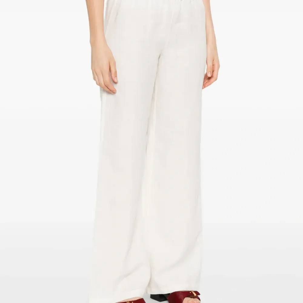 брюки с эластичным поясом