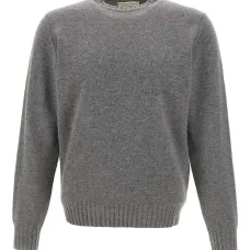 свитер с круглым вырезом