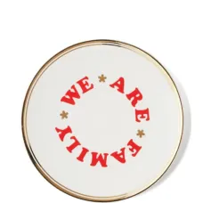 Набор We are Family из шести тарелок Набор We are Family из шести тарелок