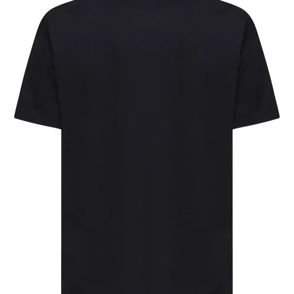 футболка с круглым вырезом