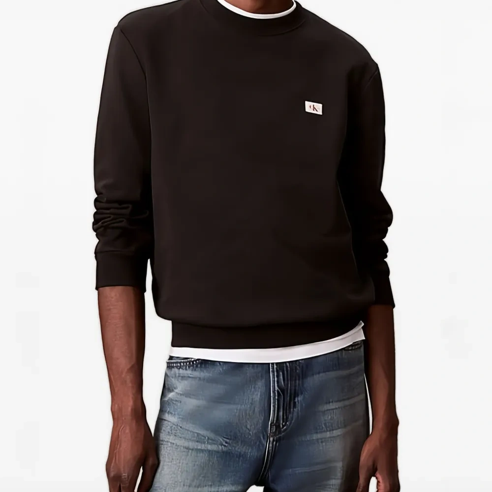 Толстовка с нашивкой-логотипом