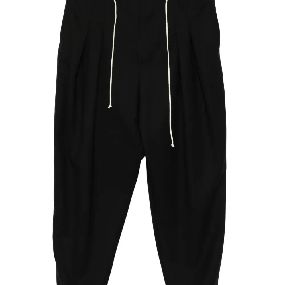 брюки с кулиской и складками