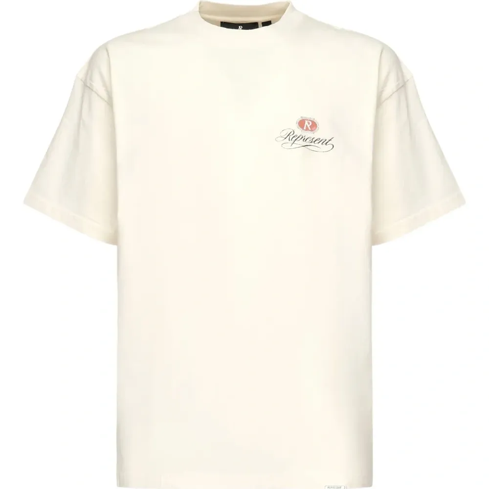 футболка с логотипом