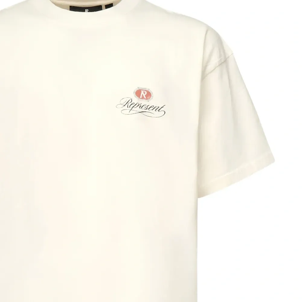 футболка с логотипом