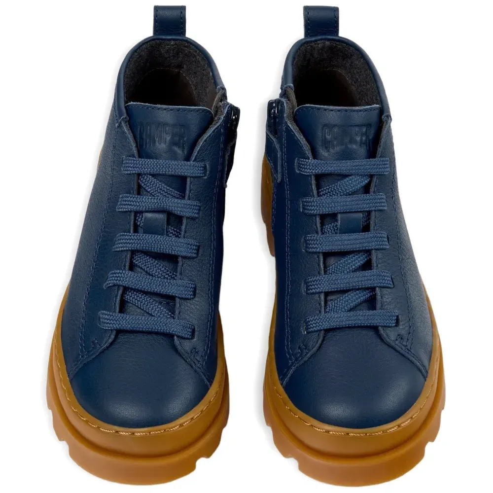 Ботинки на шнуровке