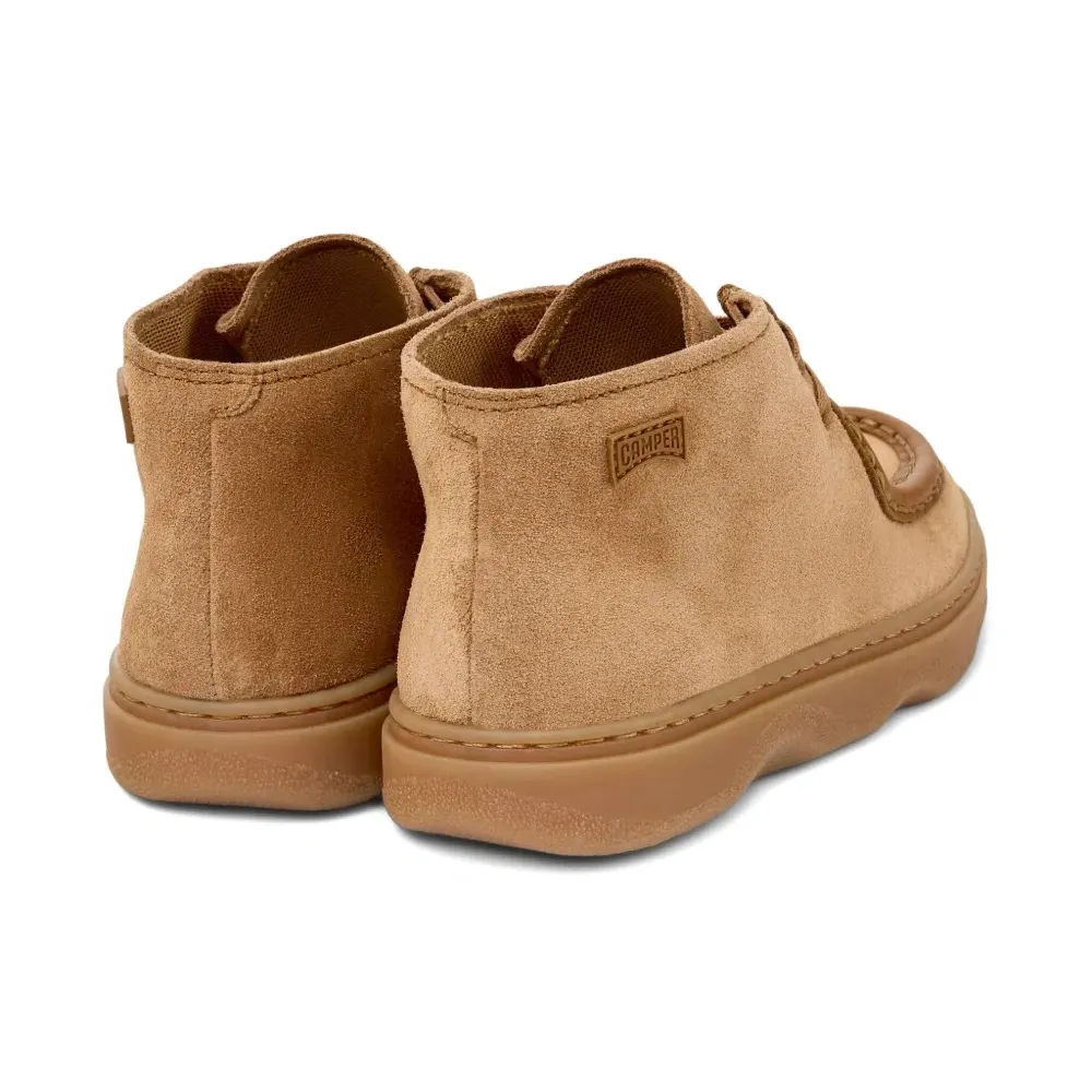 Ботинки на шнуровке